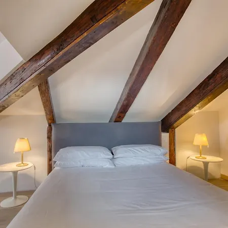 Ca Margherita Loft & Square Palazzo Grifalconi Apartment *