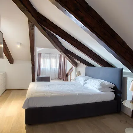 Ca Margherita Loft & Square Palazzo Grifalconi *