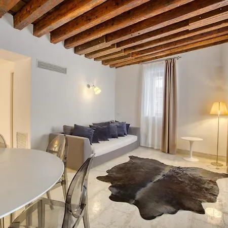 Ca Margherita Loft & Square Palazzo Grifalconi アパート
