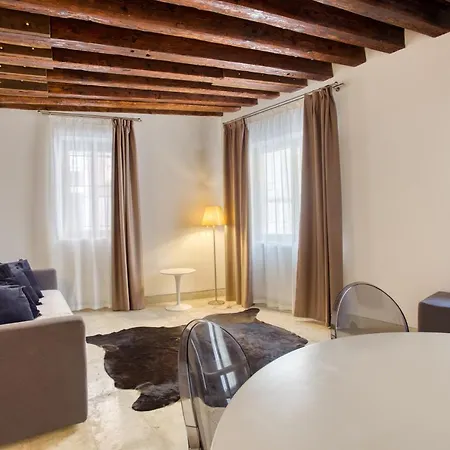 Apartment Ca Margherita Loft & Square Palazzo Grifalconi *
